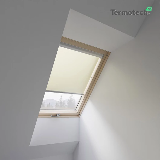 TERMOTECH V30 Árnyékoló roló VELUX tetőablakra